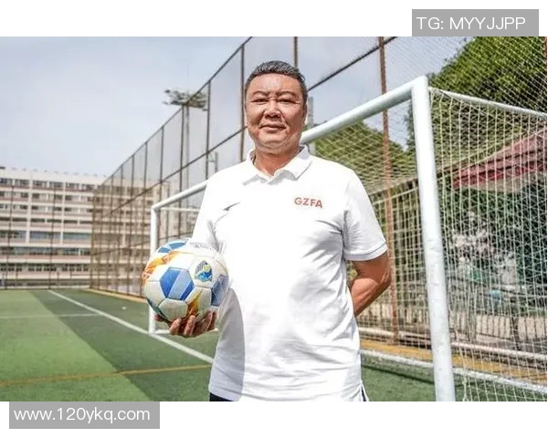 曼西尼执教生涯回顾与意大利足球的辉煌重塑之路